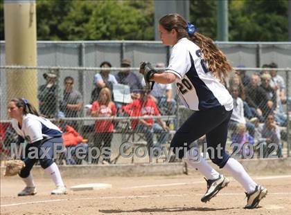 Thumbnail 2 in Carlmont vs. San Benito (CIF CCS D1 Final) photogallery.