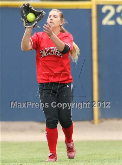 Thumbnail 3 in Carlmont vs. San Benito (CIF CCS D1 Final) photogallery.