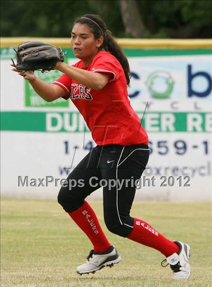 Thumbnail 3 in Carlmont vs. San Benito (CIF CCS D1 Final) photogallery.