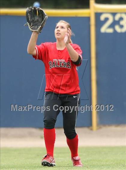 Thumbnail 2 in Carlmont vs. San Benito (CIF CCS D1 Final) photogallery.