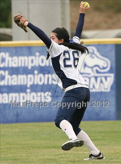 Thumbnail 3 in Carlmont vs. San Benito (CIF CCS D1 Final) photogallery.