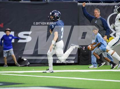 Thumbnail 2 in Kingwood vs Clear Lake (UIL 6A D2 Quarterfinal) photogallery.