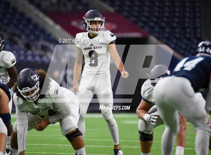 Thumbnail 2 in Kingwood vs Clear Lake (UIL 6A D2 Quarterfinal) photogallery.