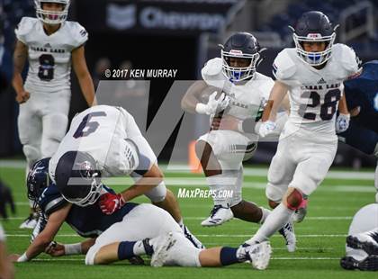 Thumbnail 3 in Kingwood vs Clear Lake (UIL 6A D2 Quarterfinal) photogallery.