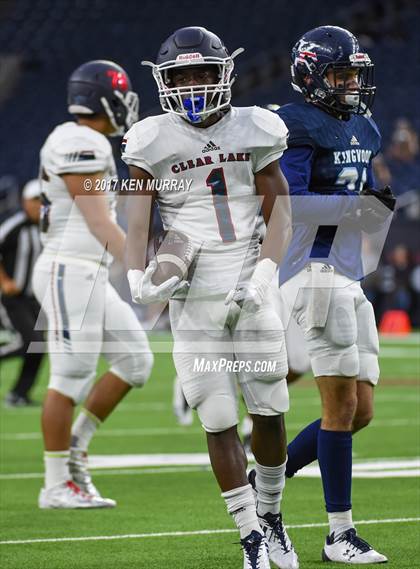 Thumbnail 3 in Kingwood vs Clear Lake (UIL 6A D2 Quarterfinal) photogallery.