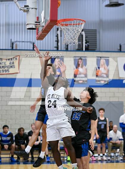 Thumbnail 2 in St. Petersburg vs Gateway Charter (Sun Bash Tampa) photogallery.
