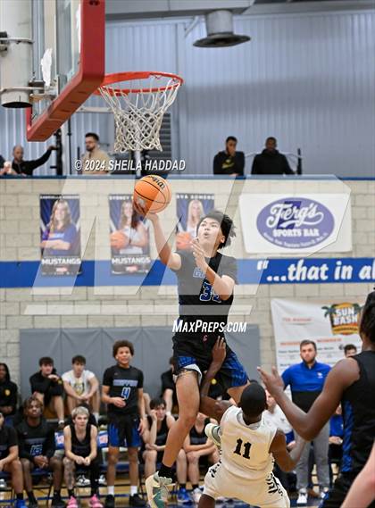 Thumbnail 2 in St. Petersburg vs Gateway Charter (Sun Bash Tampa) photogallery.