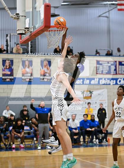 Thumbnail 3 in St. Petersburg vs Gateway Charter (Sun Bash Tampa) photogallery.