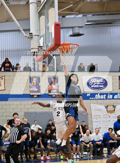 Thumbnail 2 in St. Petersburg vs Gateway Charter (Sun Bash Tampa) photogallery.