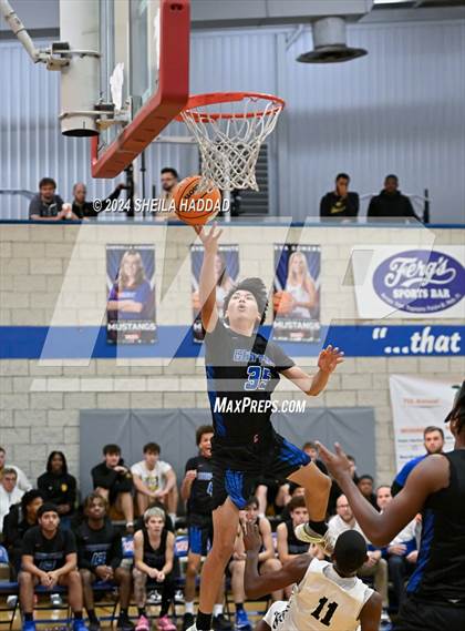 Thumbnail 3 in St. Petersburg vs Gateway Charter (Sun Bash Tampa) photogallery.