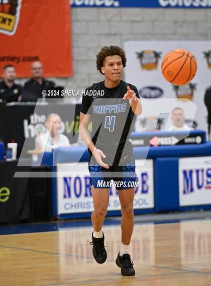 Thumbnail 2 in St. Petersburg vs Gateway Charter (Sun Bash Tampa) photogallery.