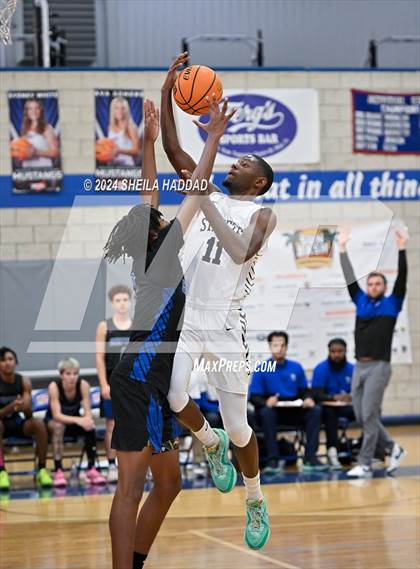 Thumbnail 3 in St. Petersburg vs Gateway Charter (Sun Bash Tampa) photogallery.