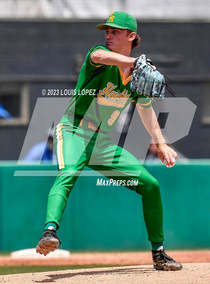 Thumbnail 3 in Crespi vs. South Hills (CIF SS DIV 2 Championship Final) photogallery.