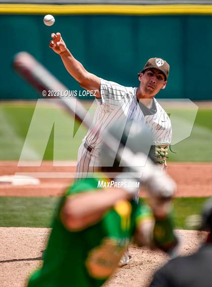 Thumbnail 2 in Crespi vs. South Hills (CIF SS DIV 2 Championship Final) photogallery.