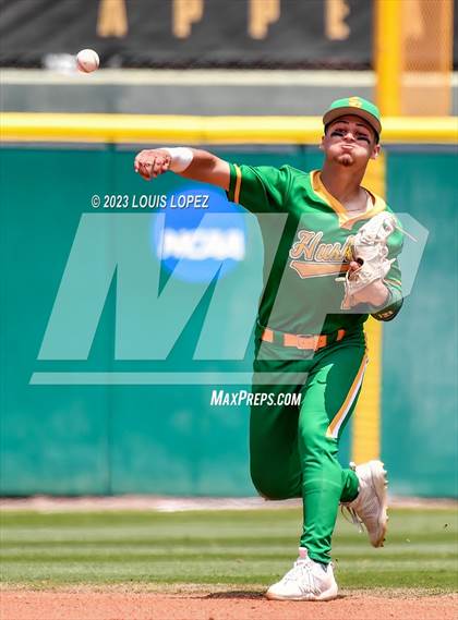 Thumbnail 1 in Crespi vs. South Hills (CIF SS DIV 2 Championship Final) photogallery.