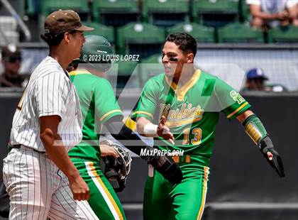 Thumbnail 2 in Crespi vs. South Hills (CIF SS DIV 2 Championship Final) photogallery.