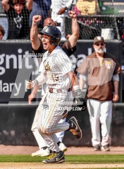 Thumbnail 3 in Crespi vs. South Hills (CIF SS DIV 2 Championship Final) photogallery.