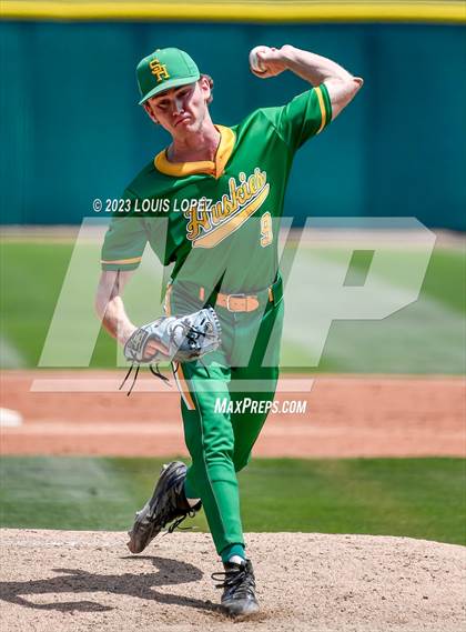 Thumbnail 2 in Crespi vs. South Hills (CIF SS DIV 2 Championship Final) photogallery.