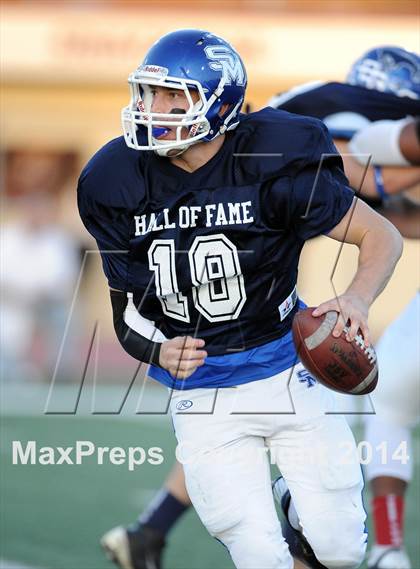 Thumbnail 1 in SGV Hall of Fame All-Star Football Game photogallery.