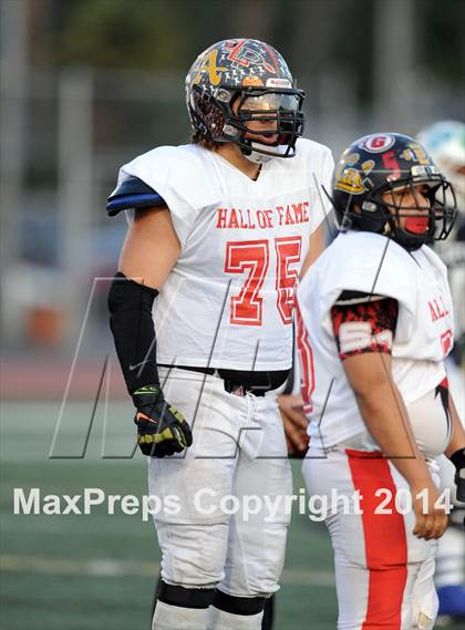 Thumbnail 3 in SGV Hall of Fame All-Star Football Game photogallery.