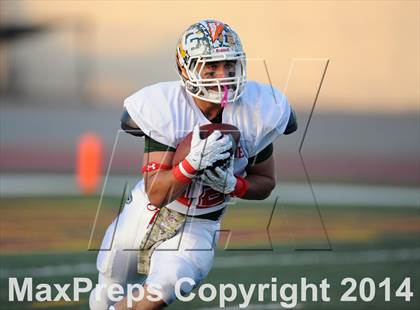 Thumbnail 3 in SGV Hall of Fame All-Star Football Game photogallery.
