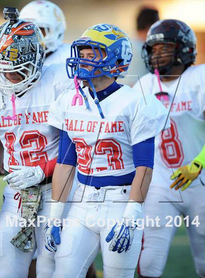 Thumbnail 1 in SGV Hall of Fame All-Star Football Game photogallery.