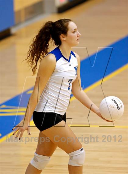 Thumbnail 3 in Newtown vs Weston (SWC Semifinal) photogallery.