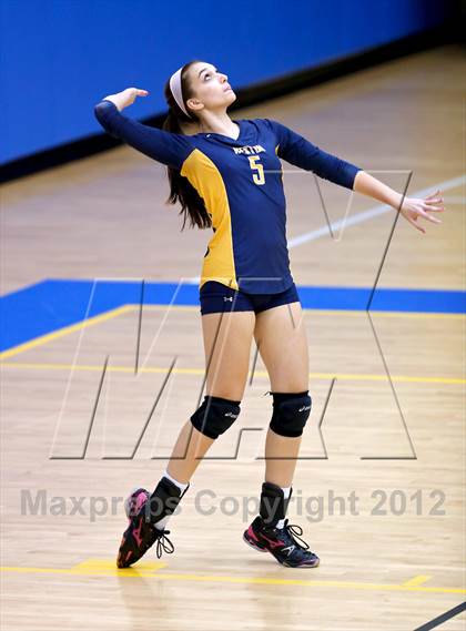 Thumbnail 3 in Newtown vs Weston (SWC Semifinal) photogallery.