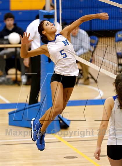 Thumbnail 3 in Newtown vs Weston (SWC Semifinal) photogallery.