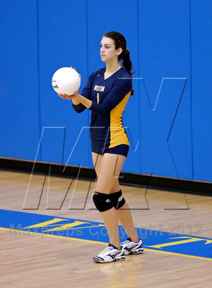 Thumbnail 1 in Newtown vs Weston (SWC Semifinal) photogallery.