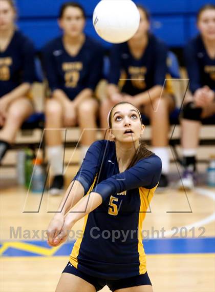 Thumbnail 1 in Newtown vs Weston (SWC Semifinal) photogallery.