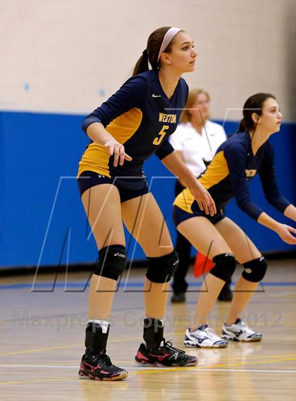 Thumbnail 2 in Newtown vs Weston (SWC Semifinal) photogallery.