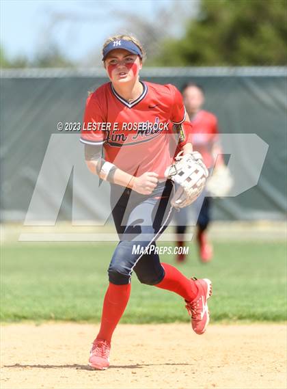 Thumbnail 2 in Jim Ned @ Comfort (UIL 3A Bi-District Playoffs) photogallery.