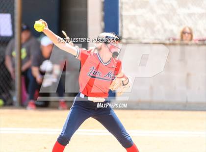 Thumbnail 1 in Jim Ned @ Comfort (UIL 3A Bi-District Playoffs) photogallery.