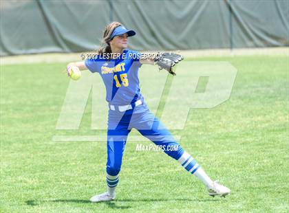 Thumbnail 3 in Jim Ned @ Comfort (UIL 3A Bi-District Playoffs) photogallery.