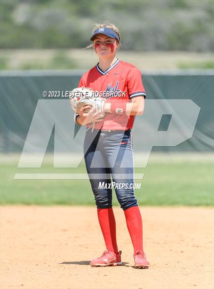 Thumbnail 2 in Jim Ned @ Comfort (UIL 3A Bi-District Playoffs) photogallery.