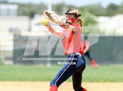 Thumbnail 1 in Jim Ned @ Comfort (UIL 3A Bi-District Playoffs) photogallery.