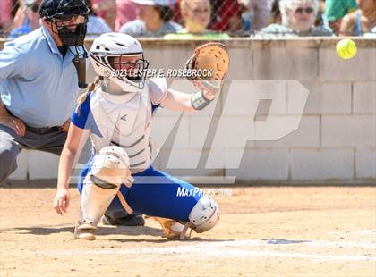 Thumbnail 3 in Jim Ned @ Comfort (UIL 3A Bi-District Playoffs) photogallery.