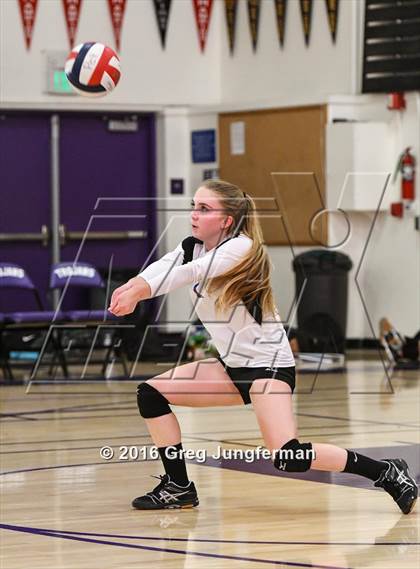 Thumbnail 1 in Casa Grande @ Petaluma photogallery.
