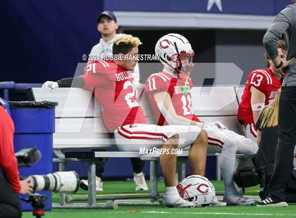 Thumbnail 1 in La Vega vs. Carthage (UIL 4A Division II Football Final) photogallery.