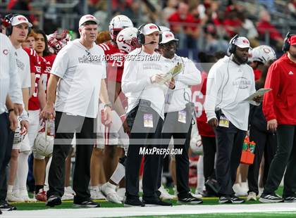 Thumbnail 1 in La Vega vs. Carthage (UIL 4A Division II Football Final) photogallery.