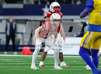 Thumbnail 3 in La Vega vs. Carthage (UIL 4A Division II Football Final) photogallery.