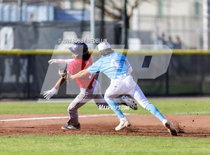 Thumbnail 3 in Tulare Western @ Clovis North photogallery.