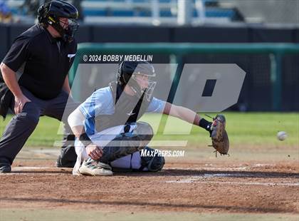 Thumbnail 2 in Tulare Western @ Clovis North photogallery.