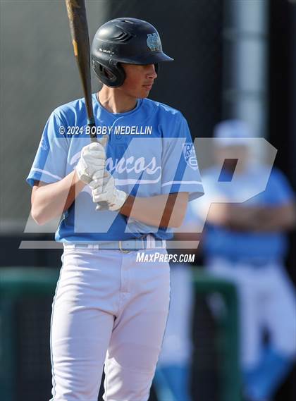 Thumbnail 3 in Tulare Western @ Clovis North photogallery.