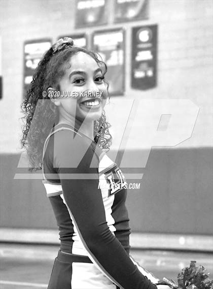 Thumbnail 2 in Liberty vs Bishop Gorman (NIAA 4A Semifinal) photogallery.
