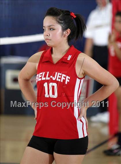 Thumbnail 3 in Providence vs Bellarmine-Jefferson  photogallery.