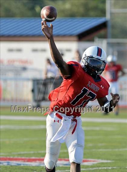 Thumbnail 1 in Gulliver Prep @ Chaminade-Madonna photogallery.