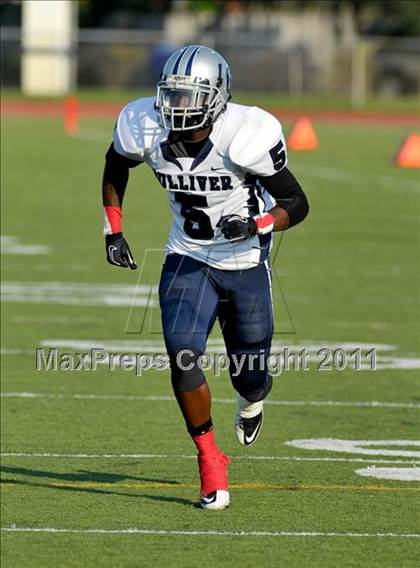 Thumbnail 1 in Gulliver Prep @ Chaminade-Madonna photogallery.