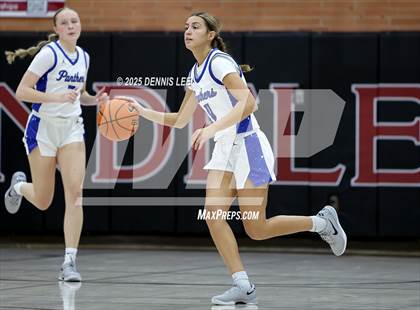 Thumbnail 1 in Foothill vs. South Medford (Sabrina Ionescu Showcase) photogallery.